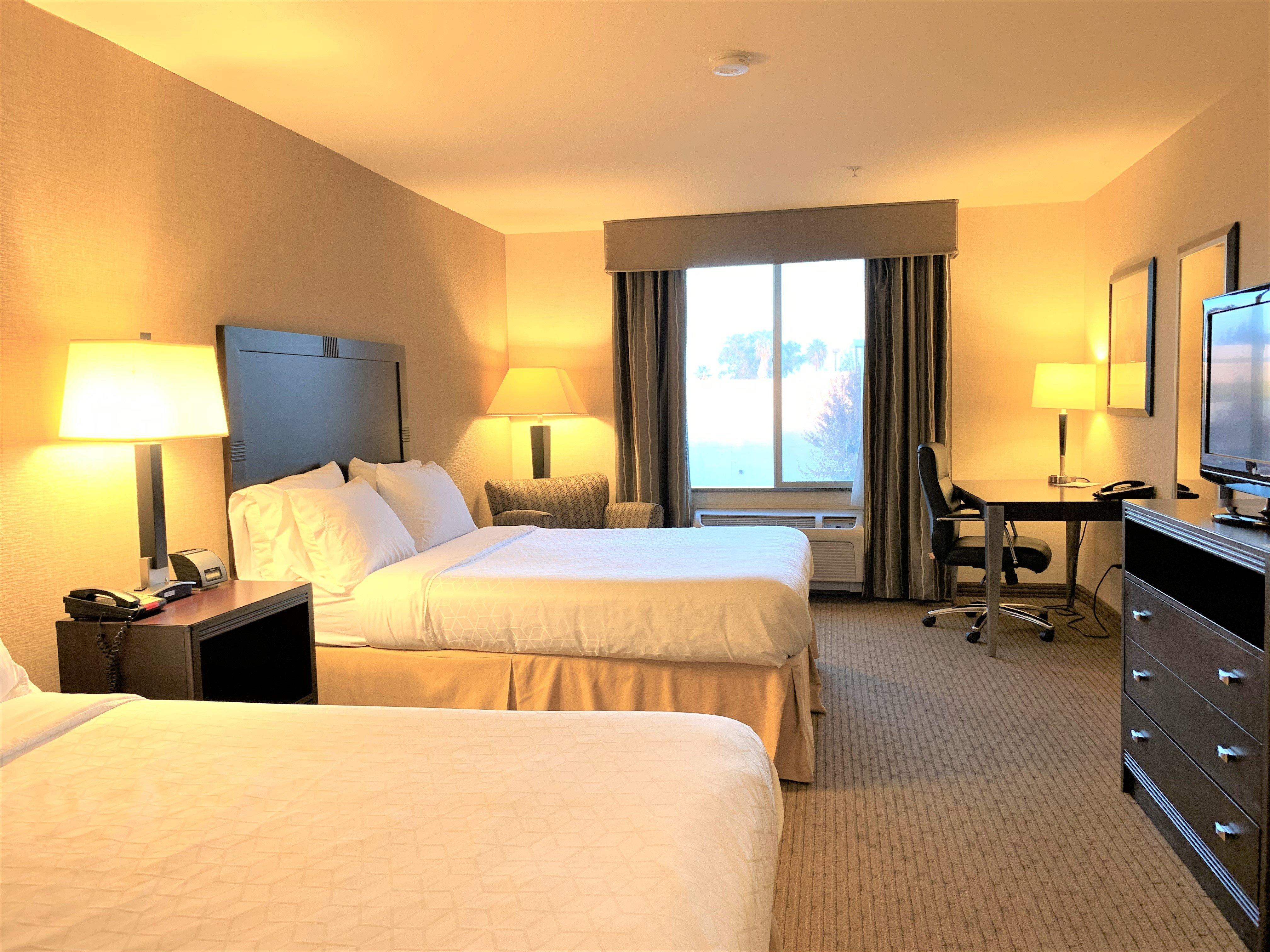 Holiday Inn Express Fresno Northwest - Herndon By Ihg Eksteriør billede