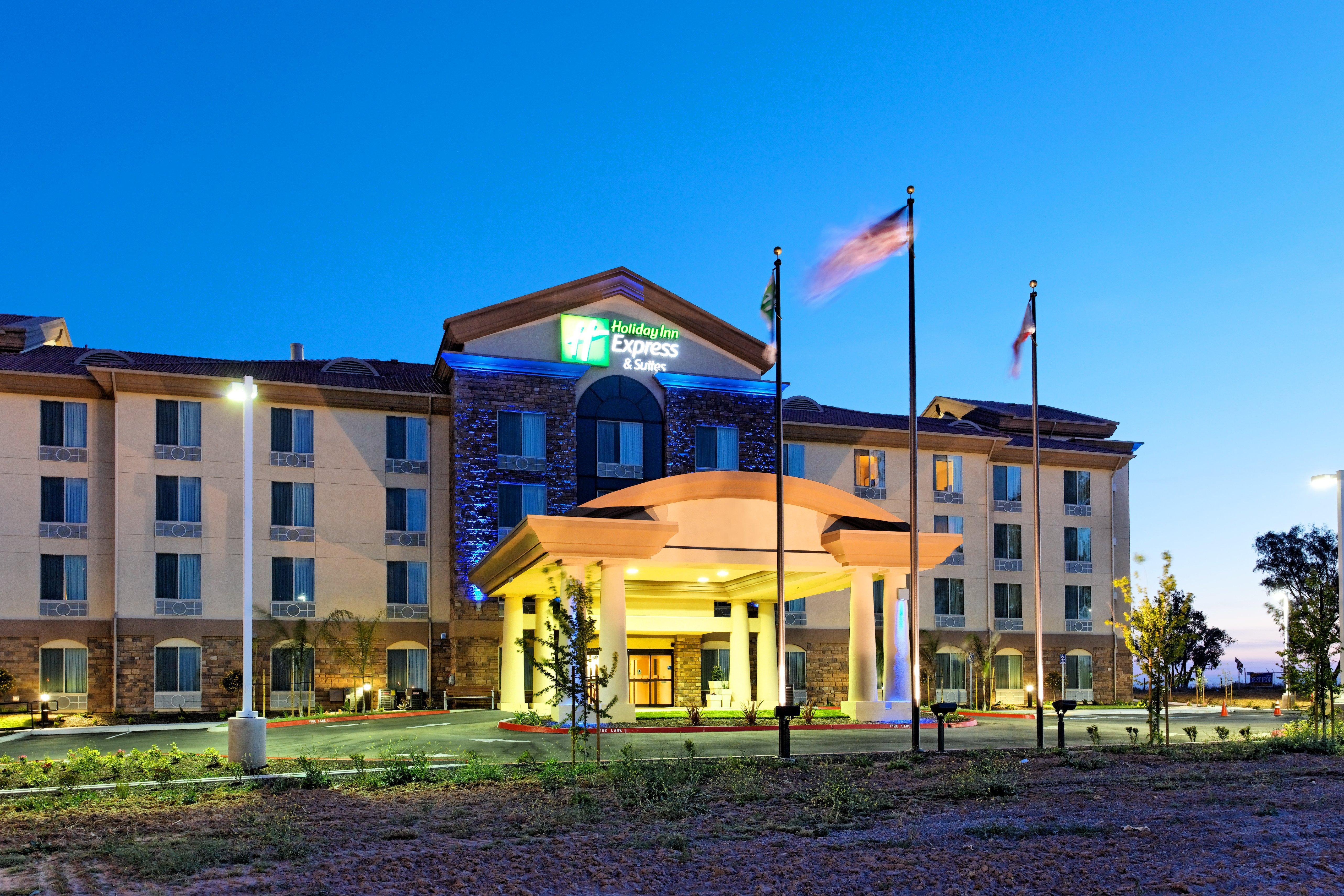 Holiday Inn Express Fresno Northwest - Herndon By Ihg Eksteriør billede