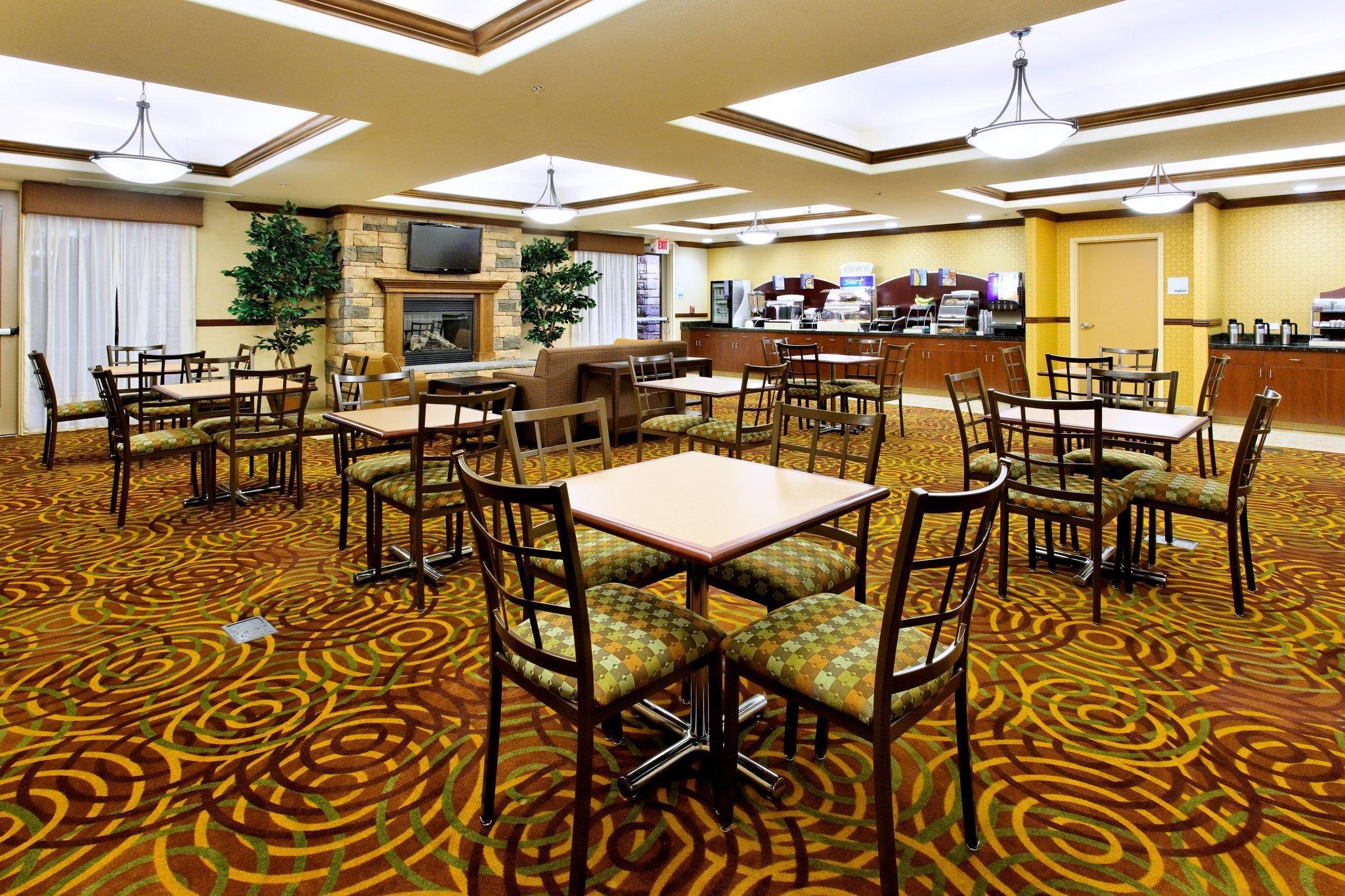 Holiday Inn Express Fresno Northwest - Herndon By Ihg Eksteriør billede