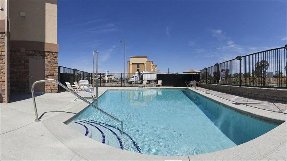 Holiday Inn Express Fresno Northwest - Herndon By Ihg Eksteriør billede
